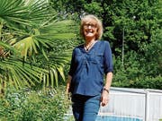 «Das hier ist mein Paradies», sagt Maureen Müller. Ihre Leidenschaft ist die Gartenarbeit, die ihr beim Abschalten hilft. (Bild: Jolanda Riedener)