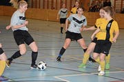 35 Mannschaften beteiligen sich am Wochenende beim Frauenfussballfestival. Durch das neue Turnierformat am Freitagabend sollen auch die Männer zum Spielen kommen. (Bild: Beat Lanzendorfer)