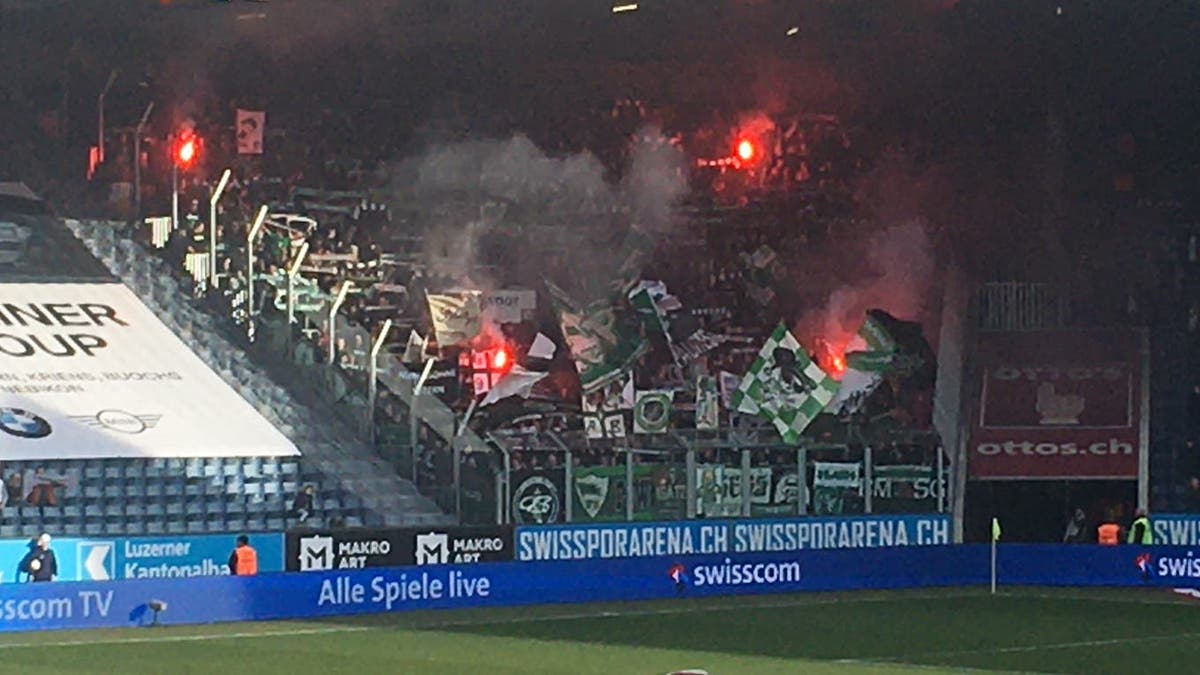 Ausschreitungen nach Match in Luzern: FCSG-Fans bewerfen ...