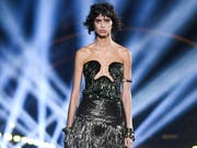 Saint Laurent, hier an der Frühjahrspräsentation, macht beim Pakt mit. Bild: Getty Images