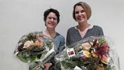 Das neu gewählte Behördenmitglied Daniela Hofmann mit ihrer Vorgängerin Marianne Eisenring. (Bild: Werner Ulrich)