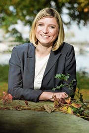 Viele Menschen kennen das Gesicht von Henriette Engbersen als London-Korrespondentin des Schweizer Fernsehens. Am 11. Juni kann ihr in Wattwil direkt vor Ort zugehört werden. (Bild: Donato Caspari)