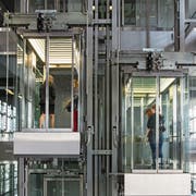 Eine Schindler-Liftanlage im KKL Luzern. (Bild: Alexandra Wey/Keystone (5. April 2016))