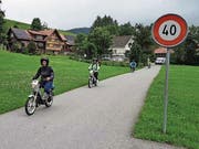Das Appenzellerland auf einem knatternden Zweirad zu entdecken, ist nicht nach jedermanns Geschmack. (Bild: KER)