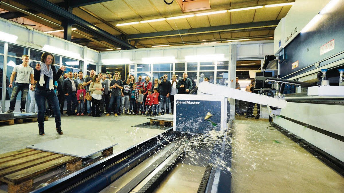 Firma Schwimmt Gegen Den Strom St Galler Tagblatt