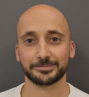Daniele Favazzo, Lehrer für Wirtschaft und Recht, Kanti Wattwil. (Bild: Timon Kobelt)
