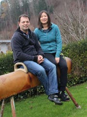 Für Marcel und Xiaohua Erni-Zhang steht an Weihnachten die Familie im Mittelpunkt. (Bild: Martin Knoepfel)