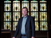 Pfarrer Rafal Lupa in der Kirche St.Paul an der Obergrundstrasse. (Bild: Boris Bürgisser (Luzern, 25. Oktober 2019)