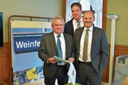 Erwin Wagner, Leiter der Finanzverwaltung, Gemeindeschreiber Reto Marty und Gemeindepräsident Max Vögeli bei der Budgetpräsentation. (Bild: Mario Testa)