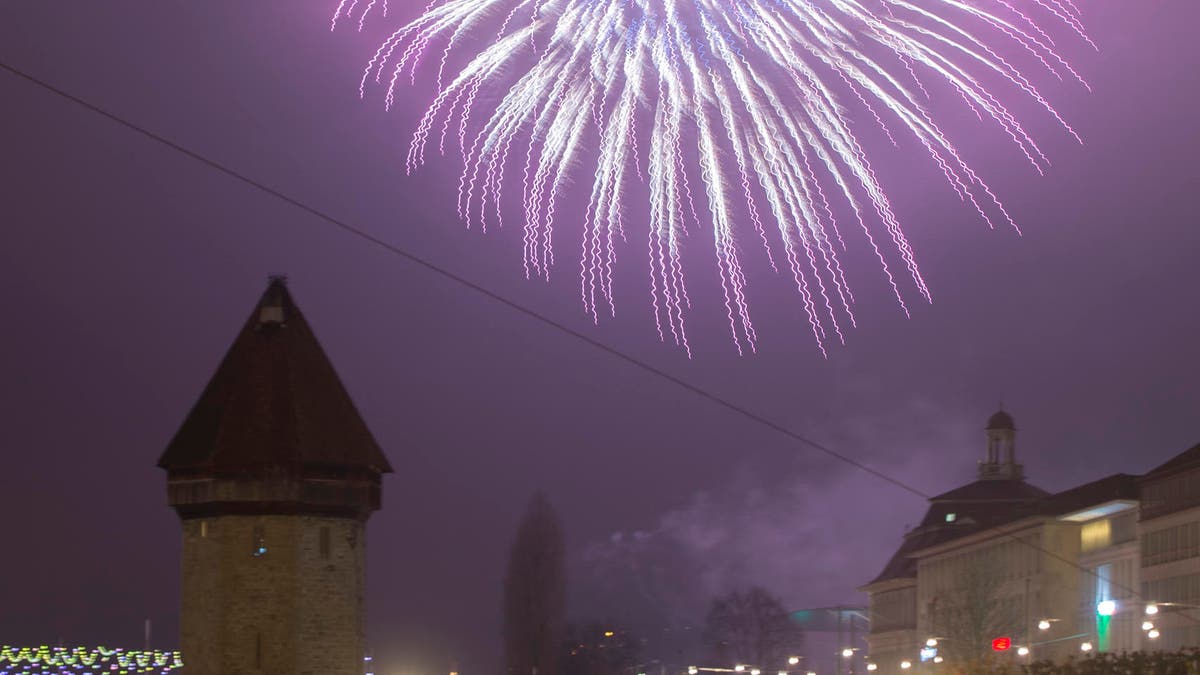 Neujahrs-Feuerwerk in Luzern | Luzerner Zeitung
