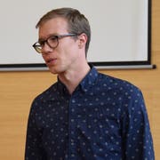 Andrey Albrecht, Deutschlehrer der Klasse 1b an der Kanti Wil. (Bild: David Grob)