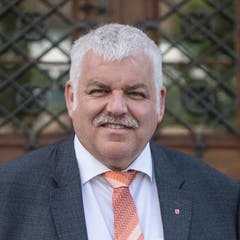 Othmar Reichmuth, CVP, Illgau, Regierungsrat, 1964. Motivation: «Ich setze mich ein für eine eigenständige Schweiz, die ihre Ressourcen schützt, Sicherheit und Bildung bietet, sich an christlichen Werten und unseren Traditionen orientiert.»