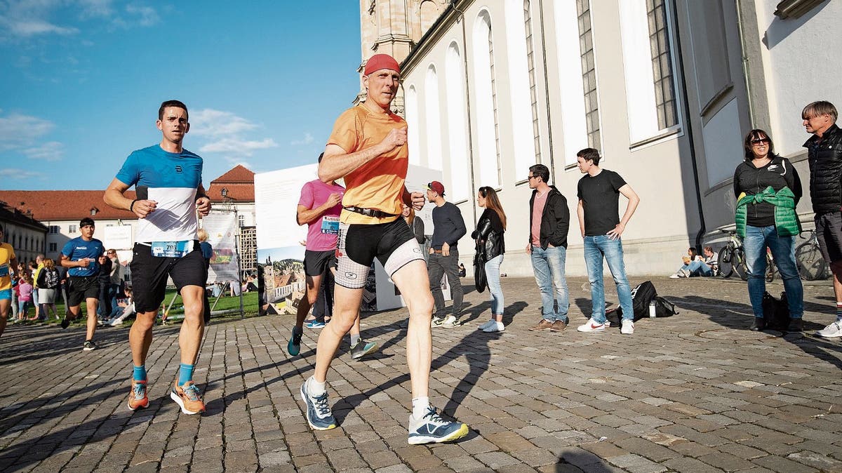 Läden in der St.Galler Innenstadt öffnen für den Stadtlauf ...