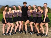 Ob zu fünft oder zu neunt: Die Oberschaner Team-Aerobic-Truppe machte an den Schweizer Meisterschaften eine gute Figur. (Bild: PD)