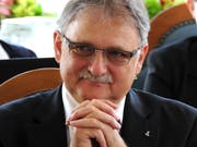 Hatte am Freitag seinen letzten Auftritt im Obwaldner Kantonsrat: Bildungsdirektor Franz Enderli. (Bild Markus von Rotz, Sarnen, 19. Juni 2015)