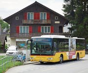 Postauto in St. Jakob. (Bild: Jakob Ineichen, 12. Juni 2019)