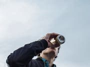 Das Anti-Kater-Mittel soll nach dem einen Bier zu viel helfen. (Bild: Benjamin Manser)