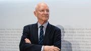VBS-Berater Claude Nicollier an der Medienkonferenz. (Bild: KEY)