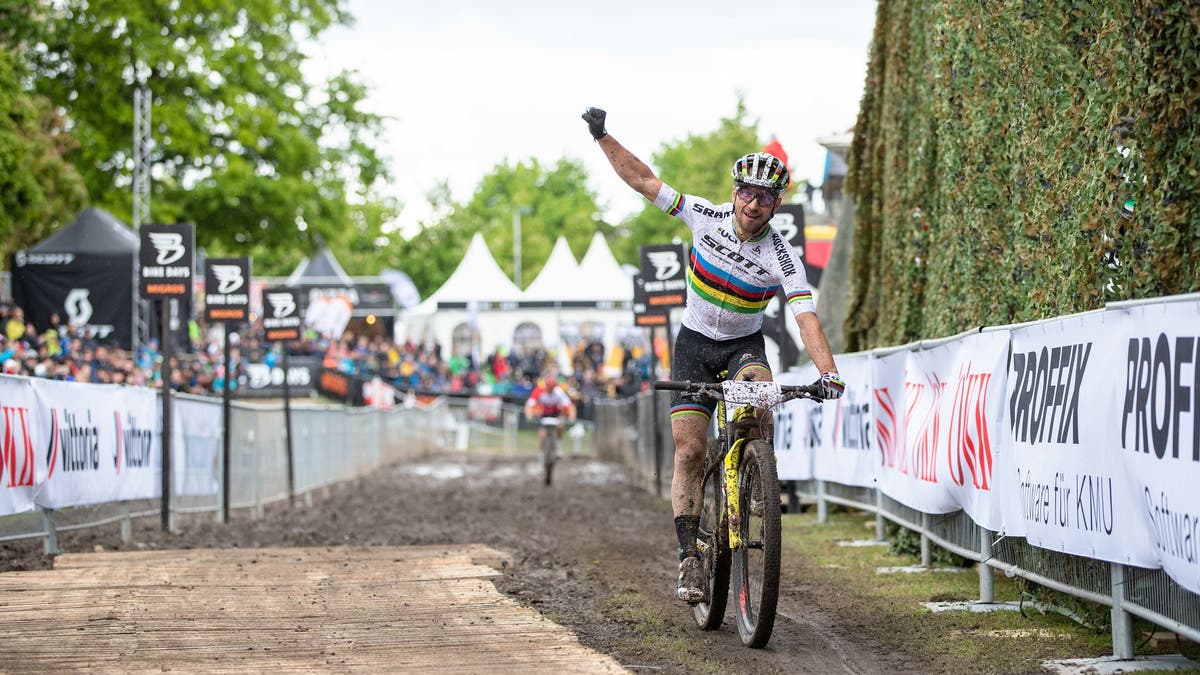 Bike - Swiss Bike Cup in Solothurn: Weltmeister schlägt ...