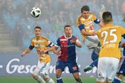 Basler im FCL-Dress: Pascal Schürpf (Zweiter von rechts) erzielt den Ausgleich. | Bild: Martin Meienberger/Freshfocus (Basel, 19. Mai 2018)