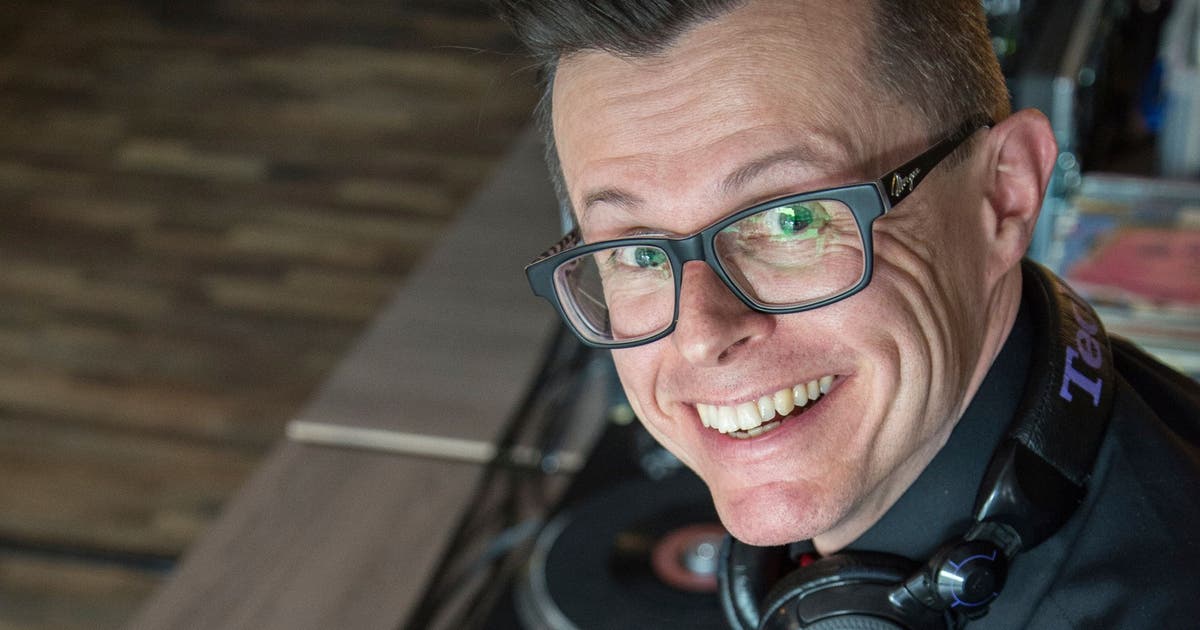 DJ Alexander sorgt in Stans für Vinyl-Nostalgie | Luzerner Zeitung - Luzerner Zeitung