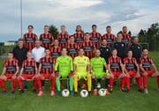 Das FC Bazenheid-Team hat einen Neuaufbau hinter sich. Jetzt müssen sich die Spieler neu finden. (Bild: Beat Lanzendorfer)