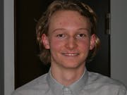 Lukas Odermatt beschäftigte sich in seiner Maturaarbeit mit der Photovoltaik und den Speichermöglichkeiten (Bild: Sepp Odermatt: 21. Dezember 2018)