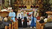 Beriska: zwei Musikerinnen und zwei Musiker aus der Ukraine in Tobel. (Bild: Christoph Heer)