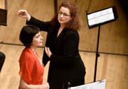 Sandrine Piau (Sopran) und Dirigentin Emmanuelle Haïm.