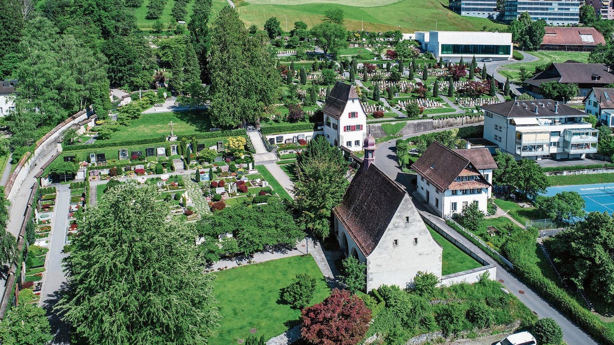 Der Friedhof St. Michael ist ein Ort stiller Schönheit und