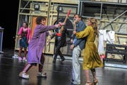 «Der nackte Wahnsinn», eine Komödie von Michael Frayn, feierte am 11.Januar 2019 Premiere im Grossen Haus des Theaters St.Gallen (Bild: Sebastian Hoppe)