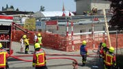 Der Brand brach infolge von Sanierungsarbeiten am Flachdach aus. (Bild: Michael Hug)
