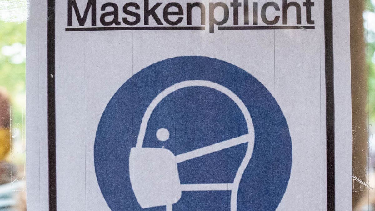 Kanton Zug passt Corona-Regeln an: Ab 100 Personen gilt neu eine Maskenpflicht | St.Galler Tagblatt