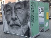 Der Informationsstand «Ausgegrenzt & weggesperrt» in der St.Galler Marktgasse. (Bild: Reto Voneschen - 1. April 2019)