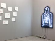 «Verkündigung III» und «Five Points For» von Kathrin Borer. (Bild: Markus Hilfiker)
