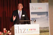 IHZ-Präsident Andreas Ruch bei seiner Ansprache am IHZ-Neujahrsapéro im Hotel Schweizerhof in Luzern. (Bild: Apimedia, 3. Januar 2019)