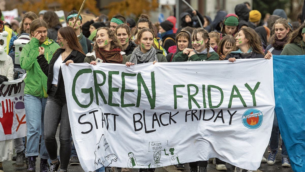 Der Black Friday boomt – und stösst auf Kritik | St.Galler ...