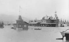 Brünigbahnhof (rechts) beim Luzerner Inseli am See. (Bild: Fotograf unbekannt* / Stadtarchiv Luzern / F2a/STRASSEN/ FROHBURGSTRASSE 01:01)
