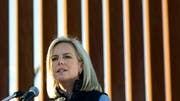 Die Sicherheitsministerin Kirstjen Nielsen muss wohl ihren Posten räumen. (Bild: EPA/David Maung (Calexico, 12. Oktober 2018))