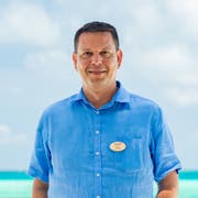 Der gebürtige Beckenrieder Jonas Amstad ist seit 2017 General Manager des South Ari Atoll Resorts auf den Malediven.