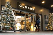 Der Globus-Haupteingang am 24. Dezember. (Bild: hor)