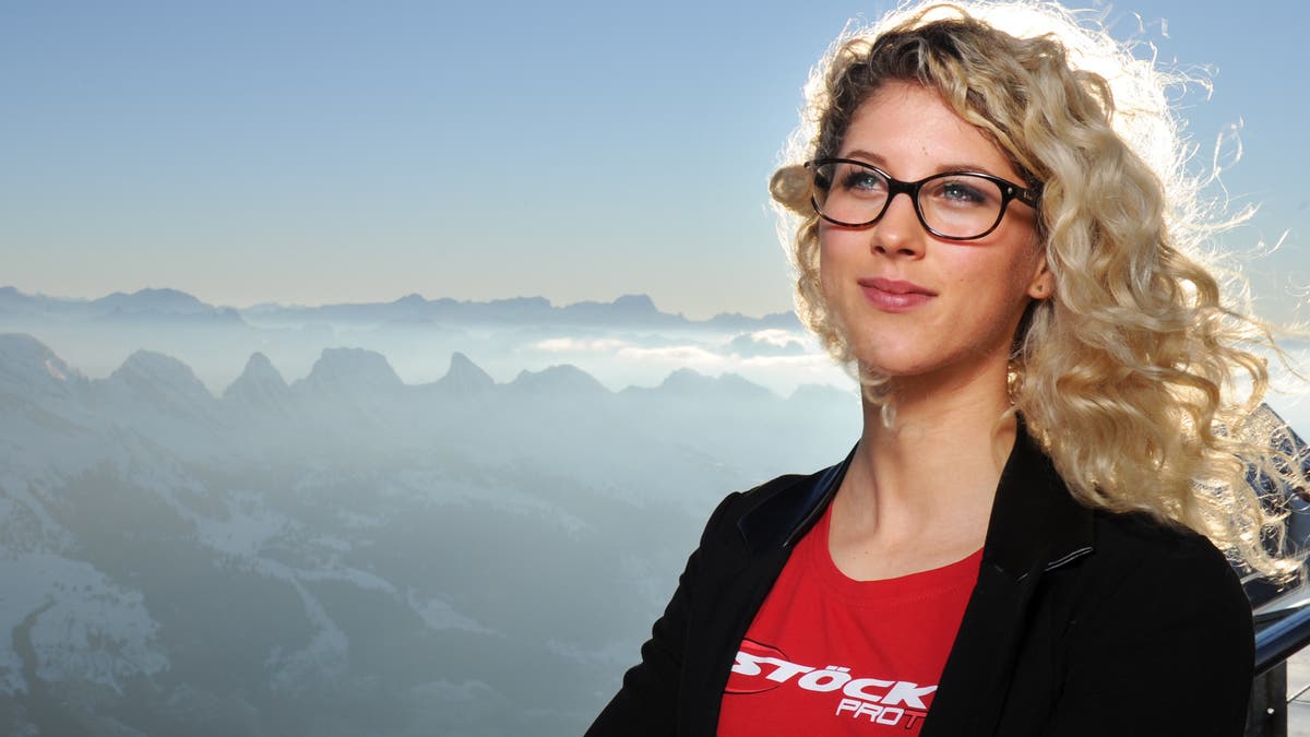 Mountainbike - Mountainbikerin Jolanda Neff hat den Gipfel ...