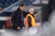 Seine Zeit beim FCL ist bereits abgelaufen: Trainer René Weiler. Bild: Urs Flüeler/Keystone (Luzern, 13. Februar 2019)