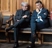 Die beiden Ob- und Nidwaldner Ständeräte – hier im Bundeshaus – haben derzeit auch als Brunni-Verwaltungsrat (Erich Ettlin, links) und Titlis-Verwaltungsratspräsident (Hans Wicki) einigen Gesprächsstoff. (Bild: Anthony Anex/Keystone, Bern, 11. März 2019)