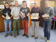 Sie erhielten an der Fliegerchilbi eine Auszeichnung (von links): Beat Walker (2. Platz), Iwan Lussmann (3. Platz), Christoph Fässler (4. Platz), Armin Walder (1. Platz), Daniel Baggenstos (Nachwuchspilot 2018). (Bild: PD)