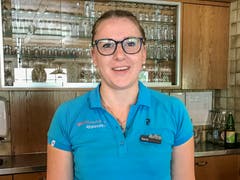 Karin arbeitet die erste Saison im Berggasthaus Bollenwees. (Bild: Stephanie Martina)