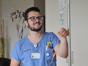 Alessio Triulzi fühlt sich in der beruflichen Frauendomäne wohl. (Bild: Urs Hanhart (Altdorf, 6. Juli 2018))