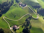 Landwirtschaftsbetriebe im Napfgebiet zwischen Luthern und Menzberg. (Bild: Urs Hubacher/Keystone)