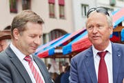 Die Regierungsräte Marcel Schwerzmann (links) und Paul Winiker. (Bild: Jakob Ineichen, Luzern, 31. Mai 2016)