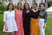 Die Organisatorinnen die verantwortlich sind für die erste Klassenzusammenkunft am Kathi Wil (von links): Sophie Siegfried, Ivana Mettler, Julia Riedl, Sima Afshar und Lorina Brändle.